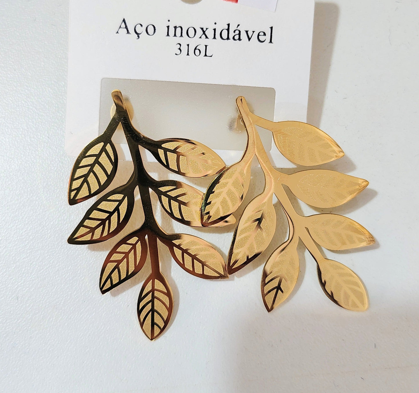 Brinco folha