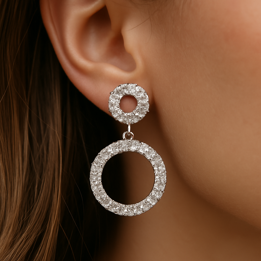 Brinco bijouteria com strass