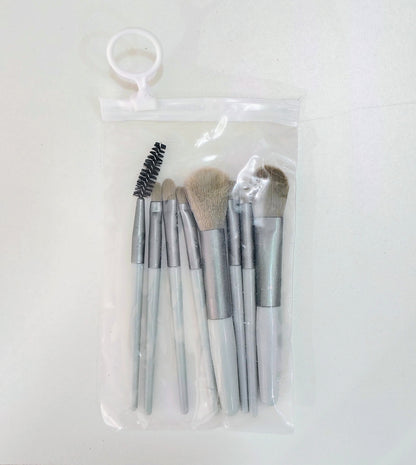 Kit com 08 pincéis de maquiagem e contorno
