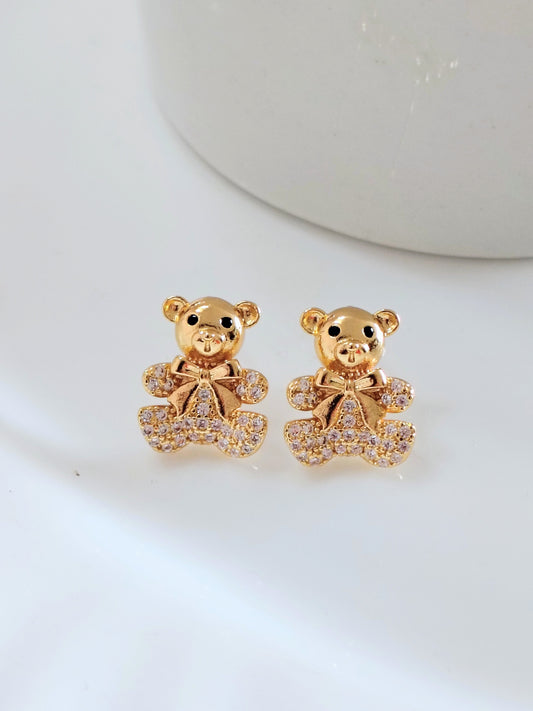Urso dourado com zircônias