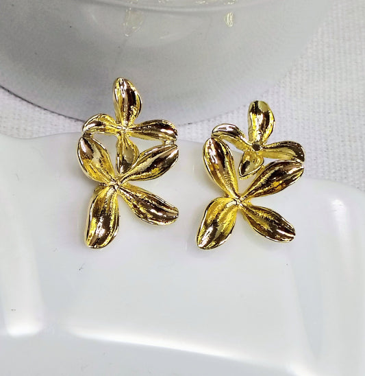 Brinco flor bijouteria